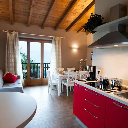 Alloggio per agriturismo La Zangola Tremosine